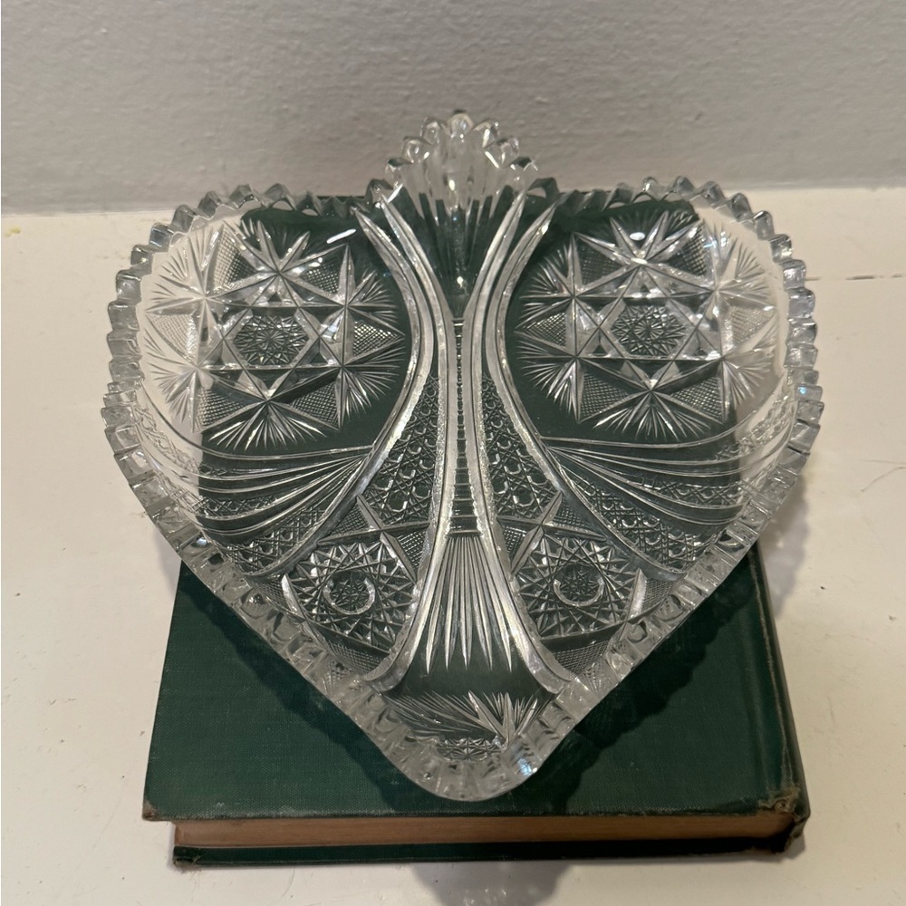 Antique American Brilliant Cut Crystal Hobstar & Crosshatching Heart Shape Dish